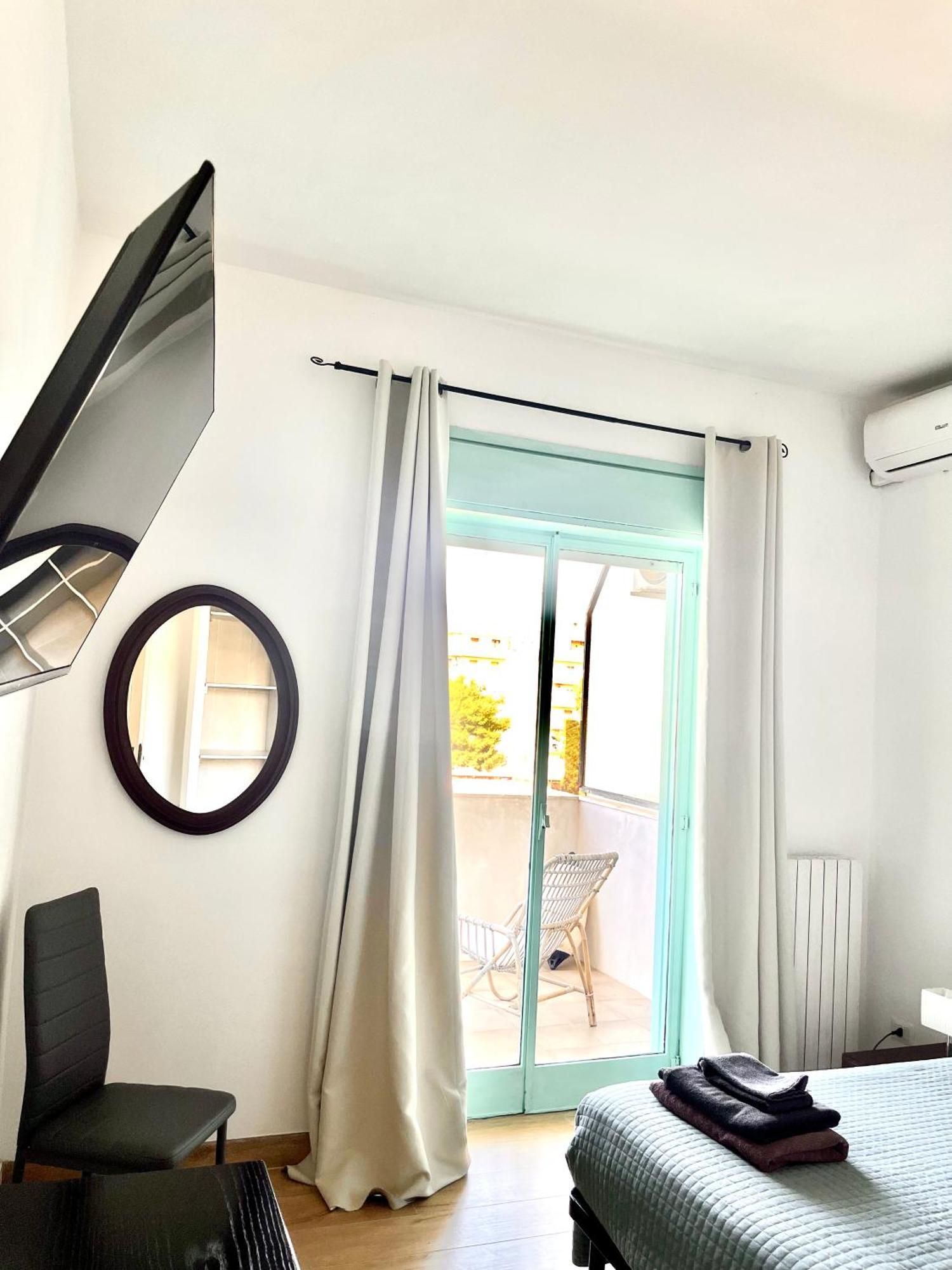 Puglia Low-Cost, Holiday Home Brindisi Exterior photo